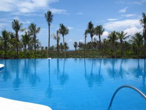 Infinity pool